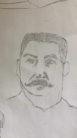 鉛筆のタッチで描かれた、風格ある肖像画