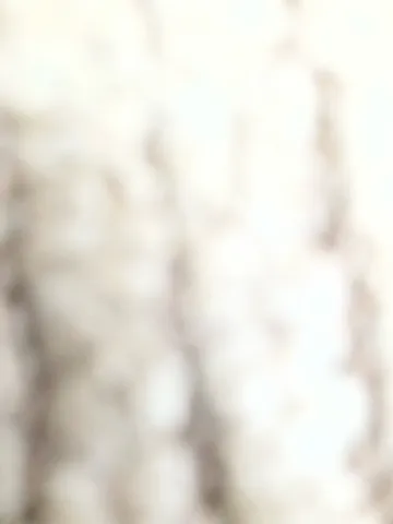 光の粒と影のコントラスト