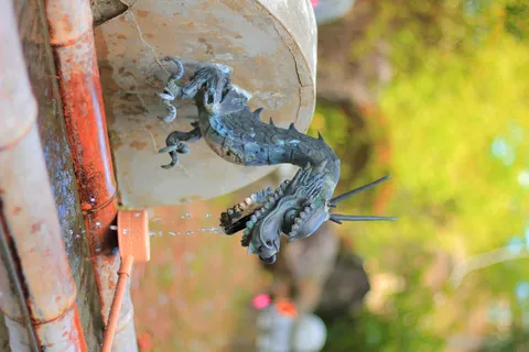 龍が守る清らかな水