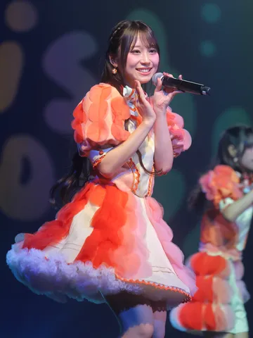 ステージを彩る、華やかな歌声