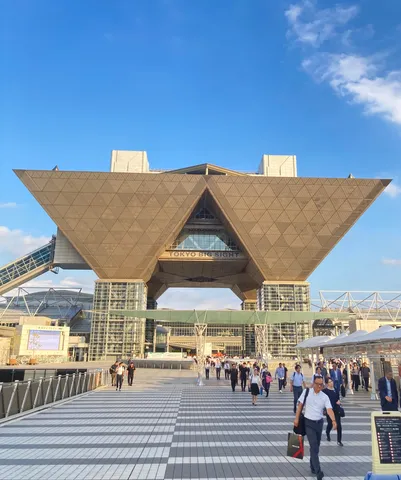 未来都市への入り口