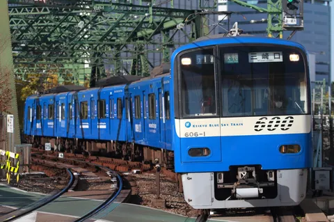 青い空へ、未来へ。京急の旅路