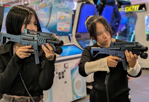 ゲーセンで激闘！見つめる先に勝利を