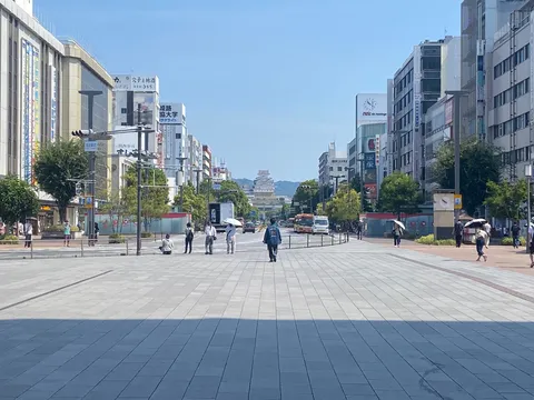 空と街、そして記憶の残像