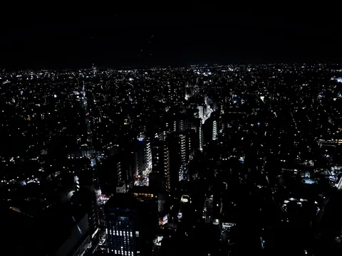 都会の夜景、光の海