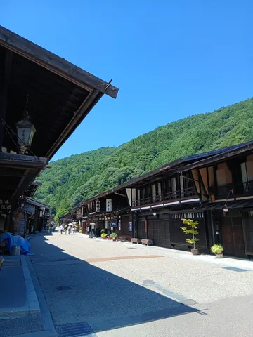 山里の静かな街並み