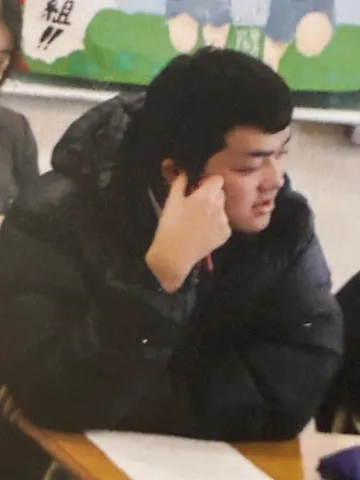 思案顔の君へ