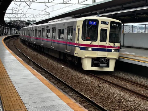 線路を走る静かな時