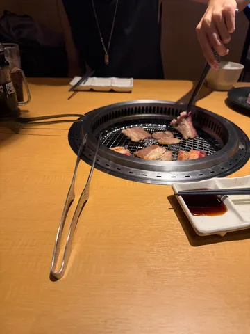 炎と肉のほのかな夏夜