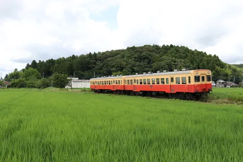 田園を走るローカル線