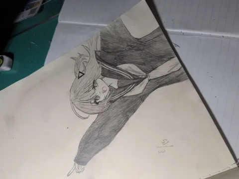 物語が始まりそうな指先