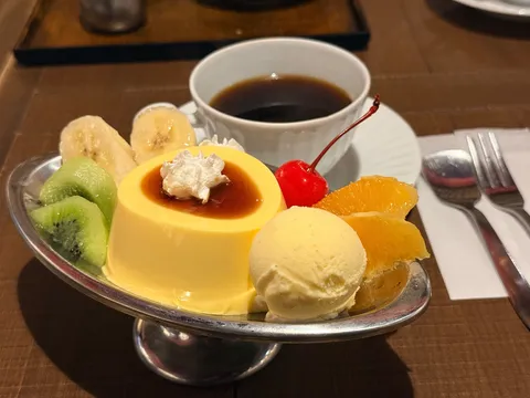 心ときめく喫茶店のデザートプレート