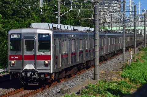ローカル線を行く、静かな旅路