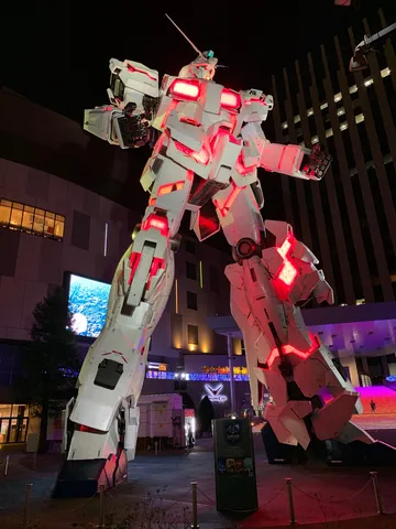 夜空に輝くユニコーン