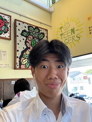 陽だまりのカフェで一枚