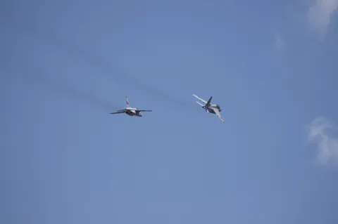 青空を駆ける双子の翼
