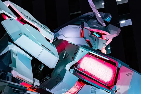 夜を照らす幻の機体