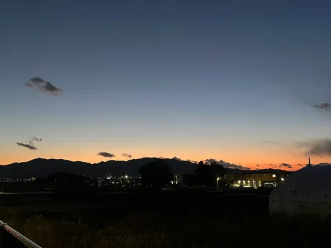 山並みと空のグラデーション