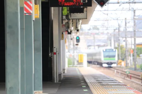 電車の旅路、出発の予感