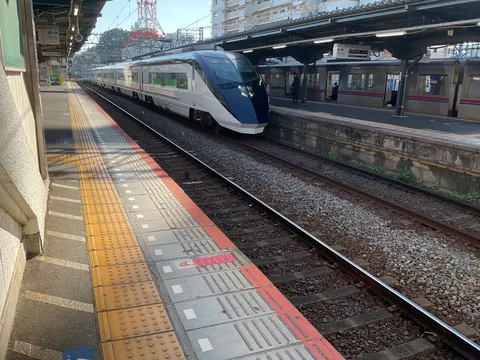 遅刻した朝のモーニングライナー