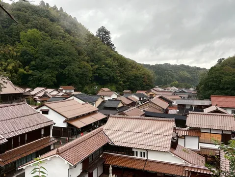 雨上がりの静かな山里