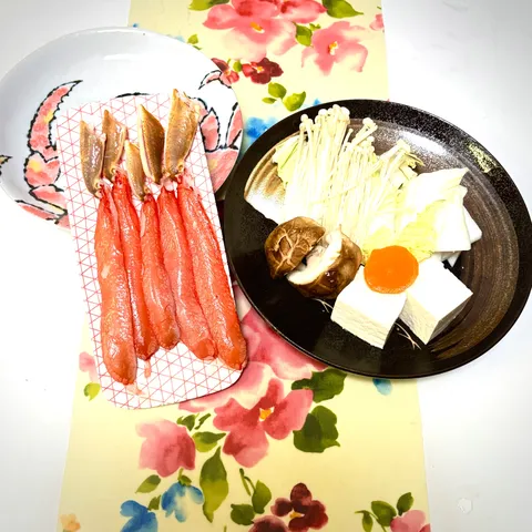 かに鍋の準備、彩り豊か
