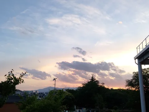 夕暮れ空のグラデーション