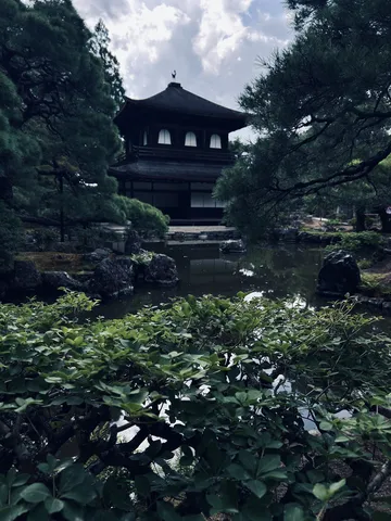 水面に映える歴史ある建物