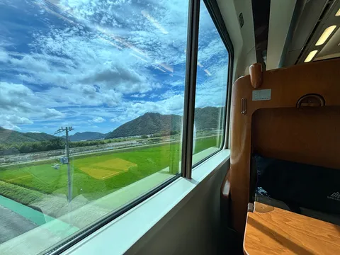青空と田園のリズム