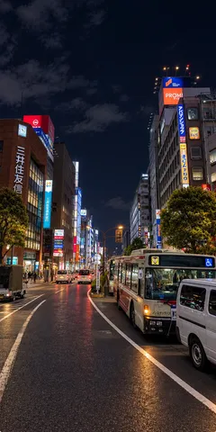 濡れた街の夜景