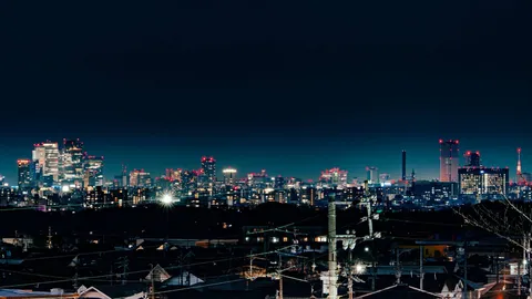 夜空に浮かぶ街の灯り