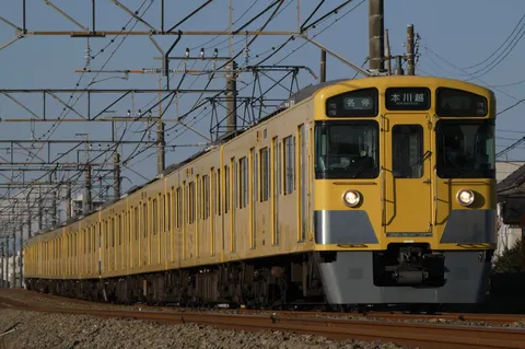 黄色い電車、どこまで行く？