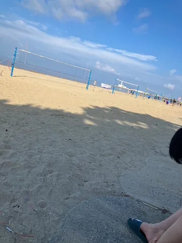 夏の終わりのビーチバレー