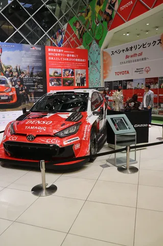 赤白レーサー、静かに待機中