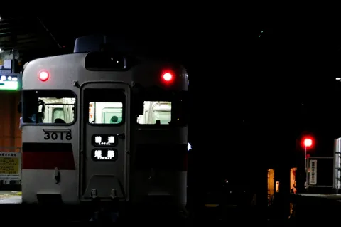 終電間際。