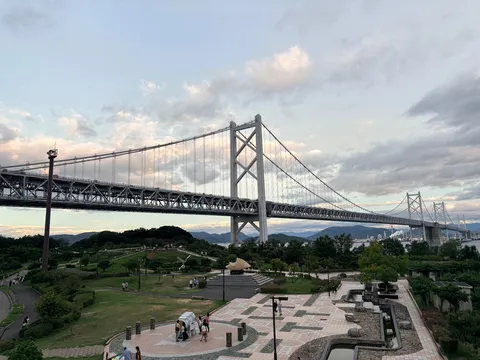 空を渡る、橋の余韻