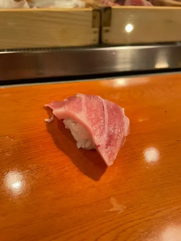 光沢が語る、とろけるネタ
