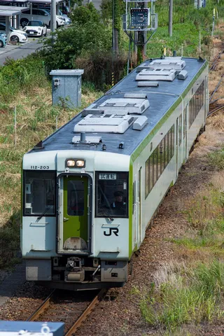 ローカル線の日常、運転席の気配
