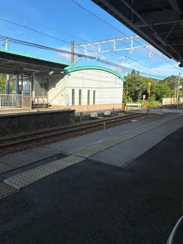 静寂の駅、旅立ちの予感