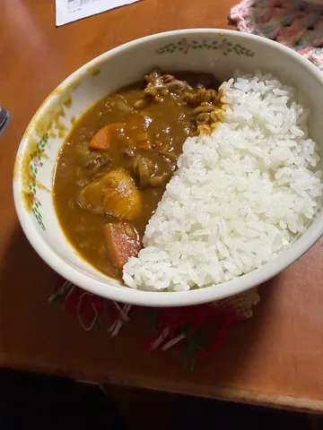 とろ〜りカレーとご飯の誘惑