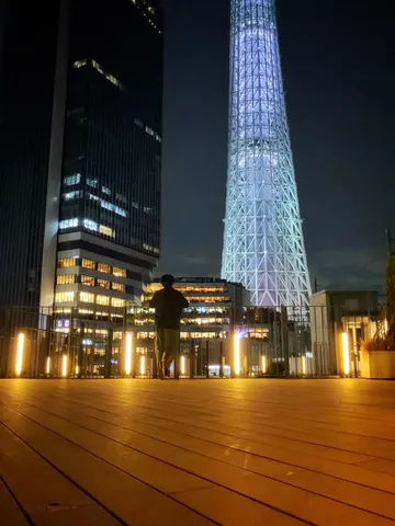 光の道と、彼方の輝き