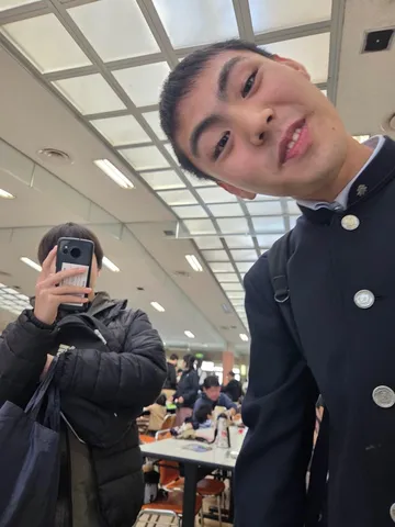 先輩、何してるんですか？