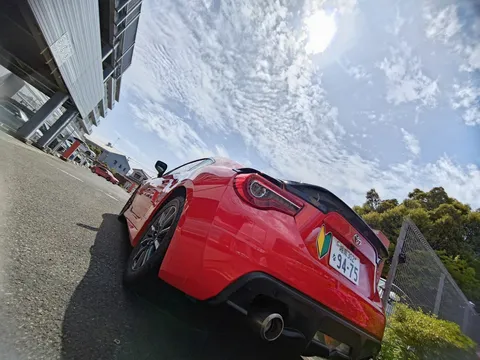 青空と愛車のブーメラン