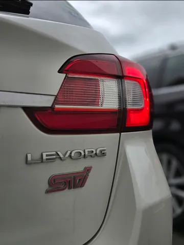 LEVORG STIのリアビュー