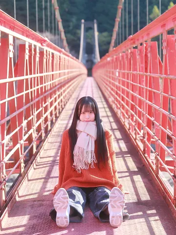 吊り橋の真ん中で、ほっこり休憩
