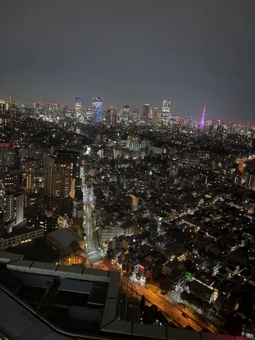 都会の夜景、眠らない街