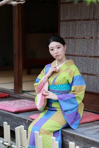 縁側に咲く色の時間