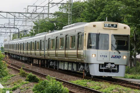 京王線、各停渋谷
