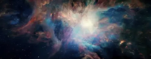 星雲の光と色の舞