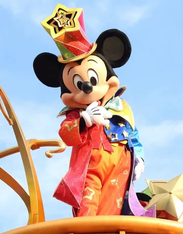 夢を彩るスターの衣装